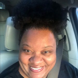 Meet your Posher, Tiffany